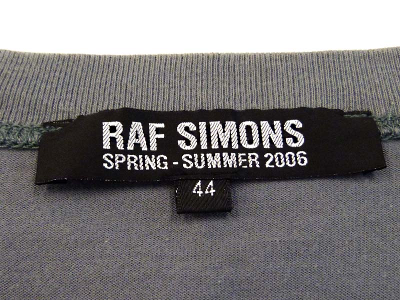 RAF SIMONS「Icarus surgit期」のTシャツが入荷しました